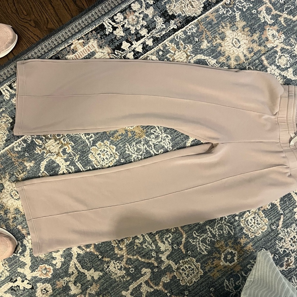 Varley Women's Wide Leg Pants in Taupe